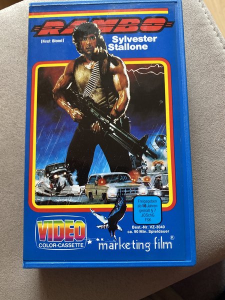 SUCHE ORGINAL VHS FILME STALLONE/UND UND