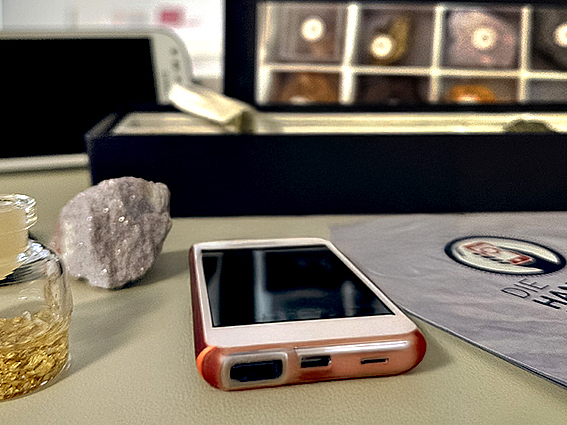 Entwicklungspolitische Kiste: Handykiste