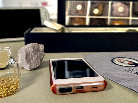 Entwicklungspolitische Kiste: Handykiste