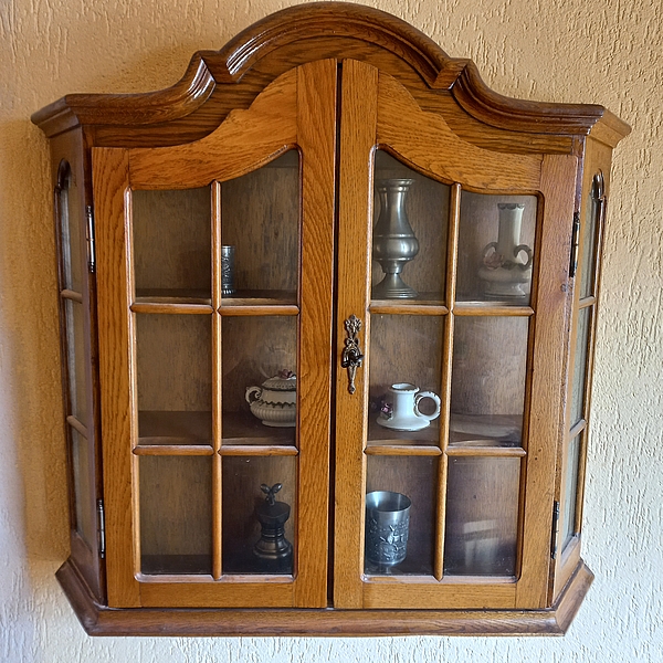 Hängeschrank