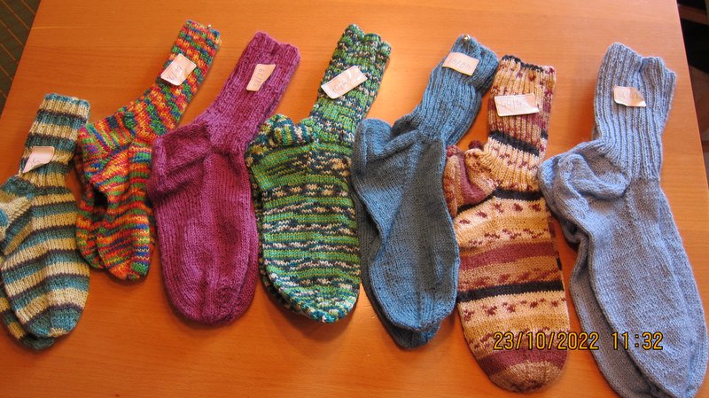 Schöne selbst gestrickte Socken !